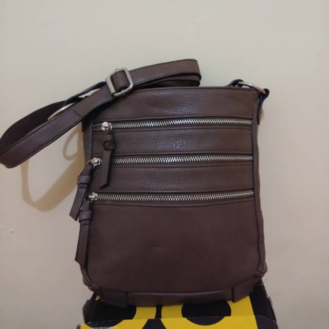 Prelove tas wanita, tas santai lokal brand