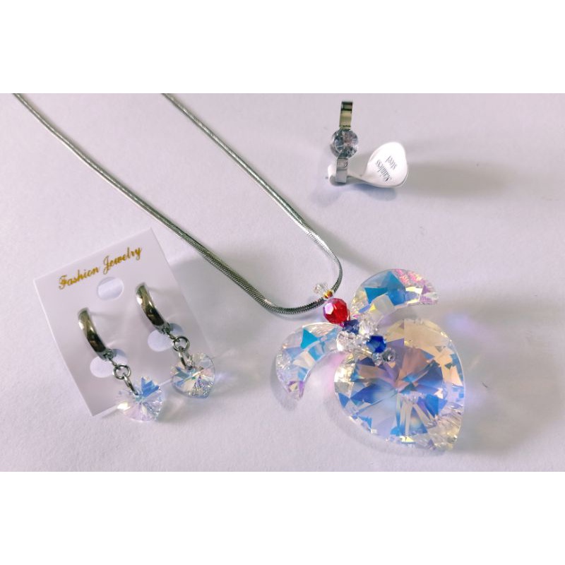 Kado Mewah Swarovski Original Free Kalung, Cincin, Tempat Penyimanan