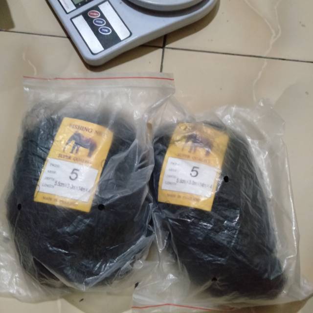 JARING BURUNG NILON HITAM