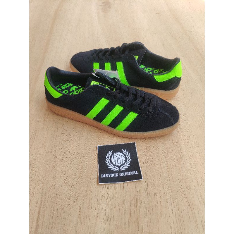 adidas bermuda black green rare item 7uk bnibwt 100% original not malmo brussel amsterdam stone