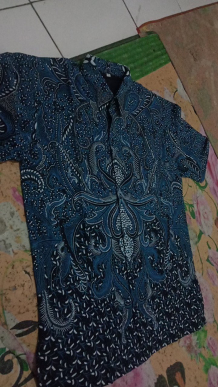 Kertosono Biru Batik Pria Lengan Pendek Full Furing Batik Katun Batik Solo