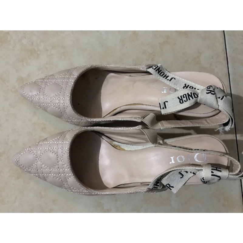 preloved sepatu pesta wanita heels Dior KW
