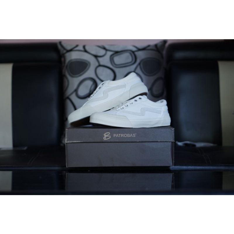 Patrobas Cloud off white