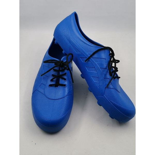 Sepatu PUL Bola / Sepatu berkebun