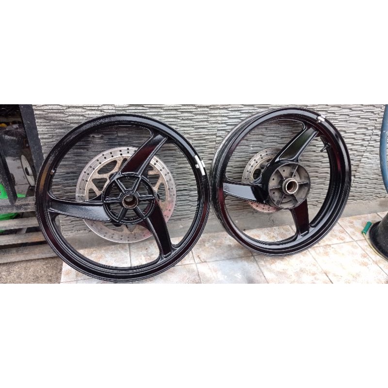Harga Velg Ninja RR Original Kawasaki Thailand Terbaru Feb 2026 | BigGo ...