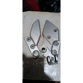 step depan yamaha vixion new original foot step depan yamaha vixion new