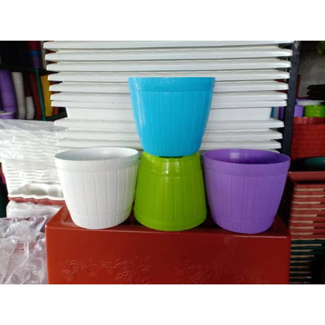 Pot bunga warna warni gentong kayu 19cm