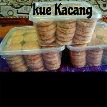 

kue kacang home made