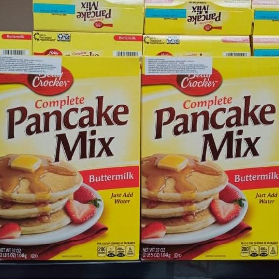 

Betty Crockers Pancake Mix Buttermilk 37 Oz