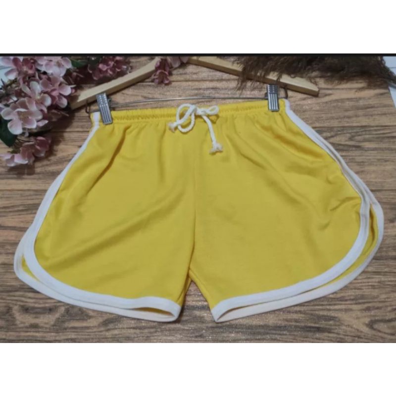 CELANA PENDEK WANITA/HOTPANTS MUNIKO POLOS