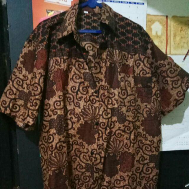 Kemeja Batik Motif Kembang Cengkeh