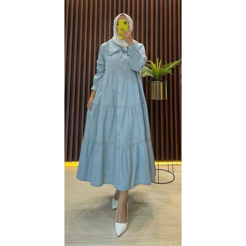 Dress Jeans. baju muslim. Gamis Jeans. Fashion Muslim. Fashion Wanita. Baju wanita. Midi Dress Jeans