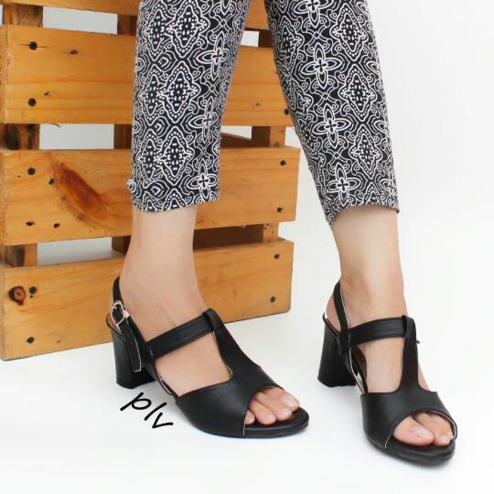 Original    High Heels Vintage T-Strap KN02 Hitam Murah