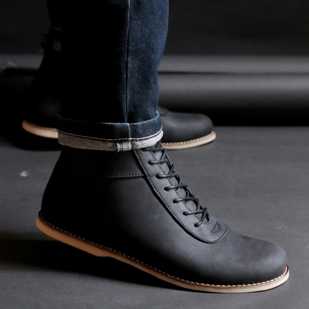 Sepatu Pria Casual Kulit Asli Semi Boots Klasik Ori Sepatu Cowok Keren Santai Kerja Boot Formal