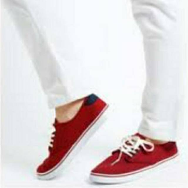 SEPATU ALIVE PRIA by SOPHIE PARIS