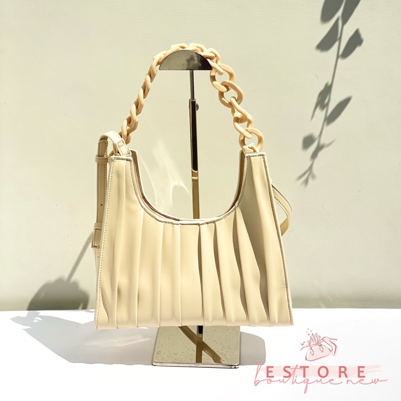 Chain Handle Pleated Bag