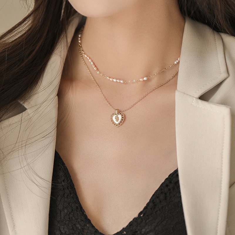 AY(CN) Kalung Rantai Multilayer Liontin Mutiara Bentuk Hati Warna Emas Gaya Korea Untuk Wanita