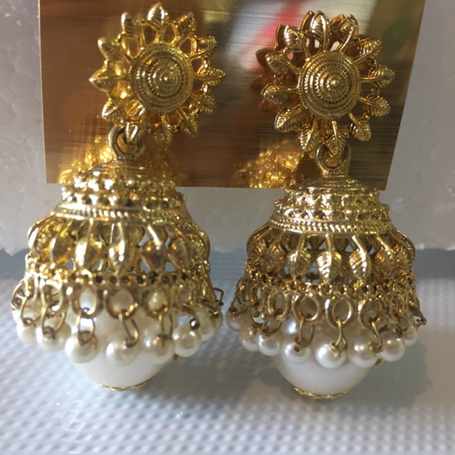 Anting Lonceng Mutiara India