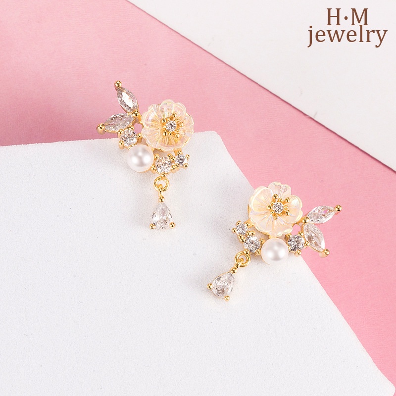 Anting Tusuk Desain Bunga Magnolia Hias Zircon AAA Gaya Mewahsimpleperi Untuk Wanita