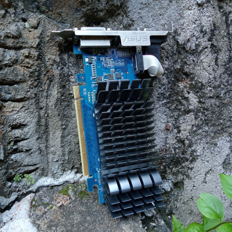 VGA Card Asus en210 - 1GB