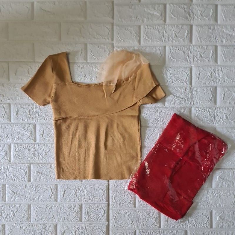 Atasan/Blouse wanita import bahan rajut tebal strect lembut