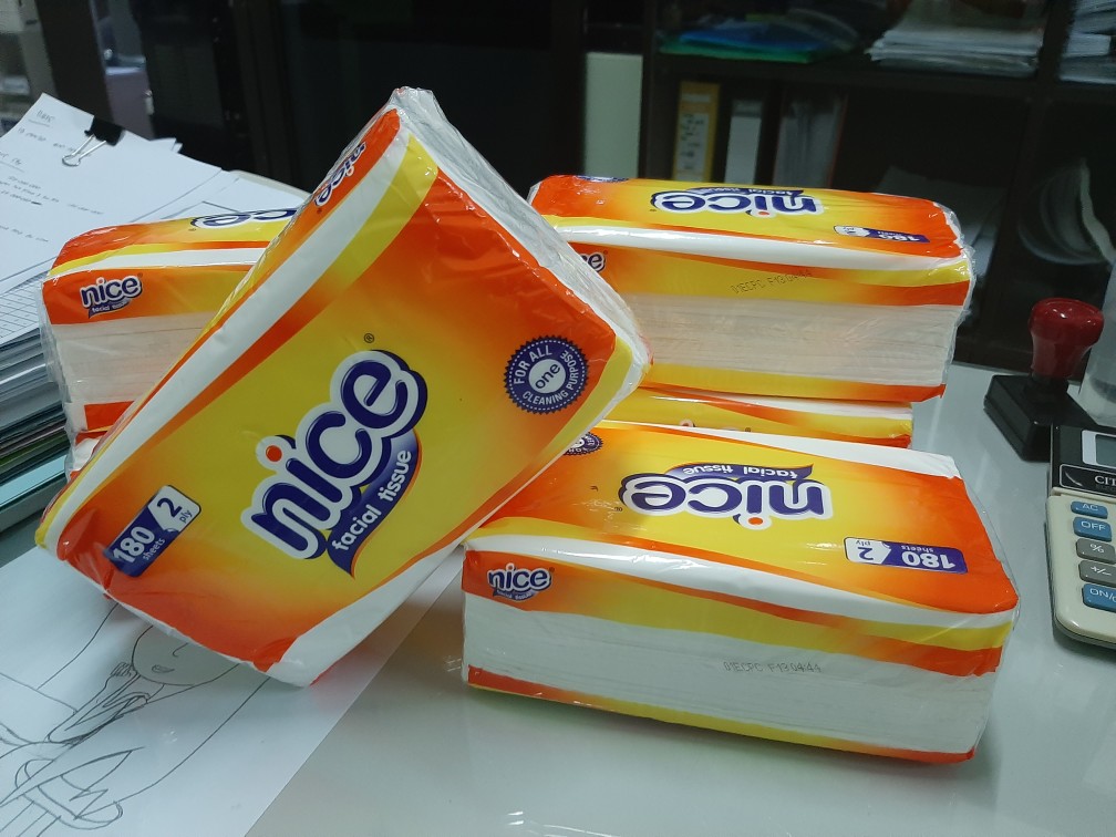 Tisu Tissue Facial Nice 180 Sheets 2ply