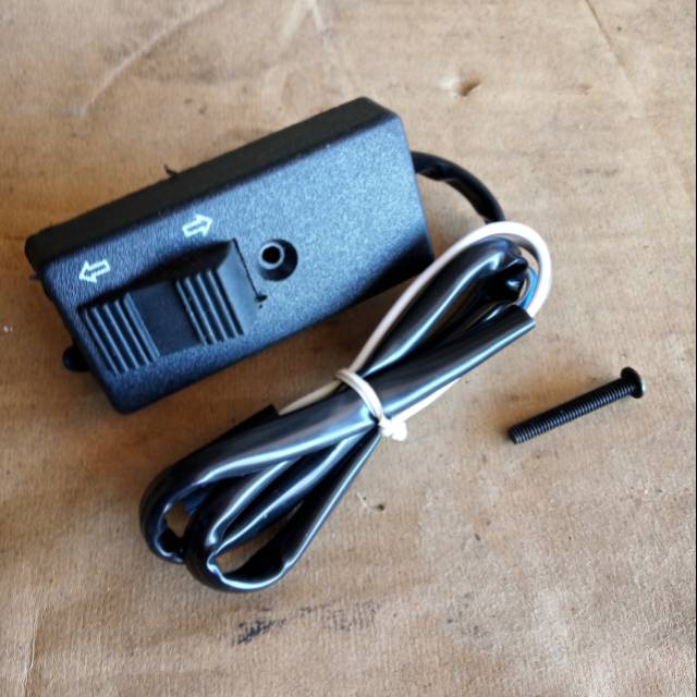 Saklar lampu sein vespa excel exclusive2