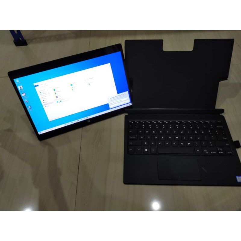 OBRAL.. LAPTOP DELL LATITUDE 7275.. 2 IN 1 .. CORE M5-6Y57 1.5GGZ..RAM 8GB..SSD256..SUPER RINGAN