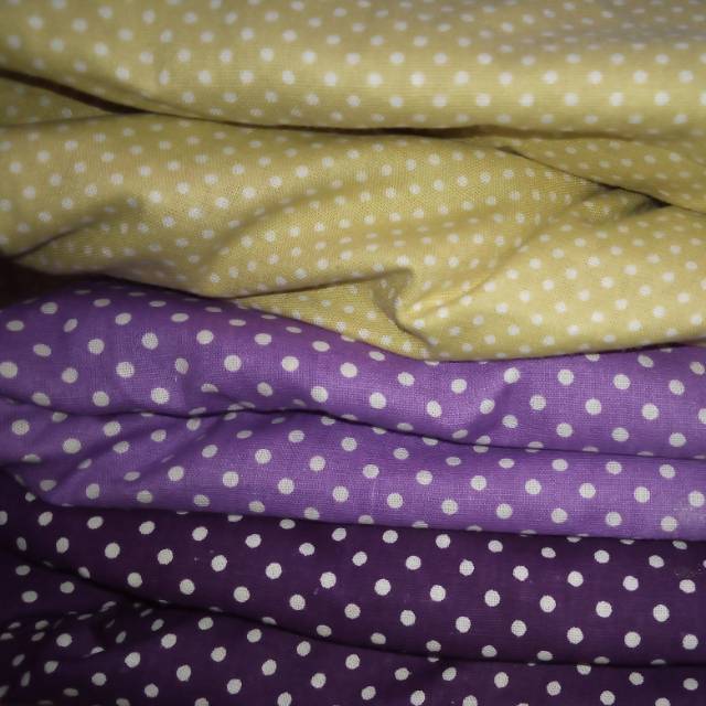 Kain Katun Polkadot Meteran Grosir Cream, Ungu Muda, Ungu Tua