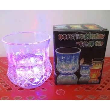 Color Cup Gelas Nyala Lampu LED Warna Warni/Gelas Ajaib***TOP