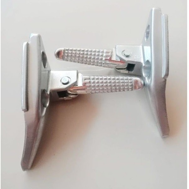 Braket dudukan foot step spin 125