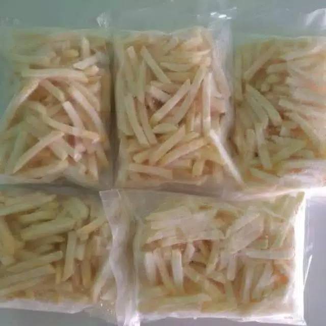 

KENTANG FRENCH FRIES SHOESTRING/CRINKLE 500 gr (REPACK )