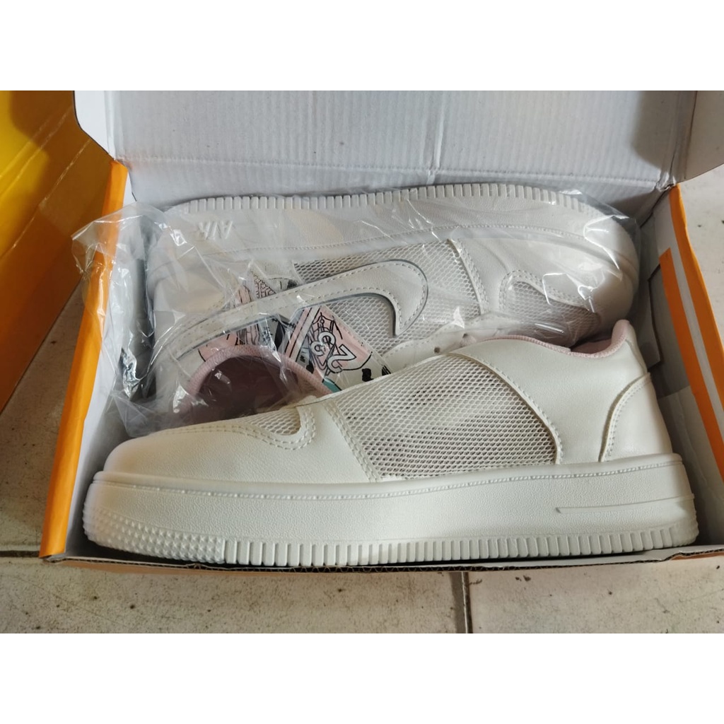 Sepatu Sport Wanita NX207 36-40 sepatu import promo terlaris dan termurah