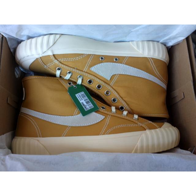Compass Vintage HI