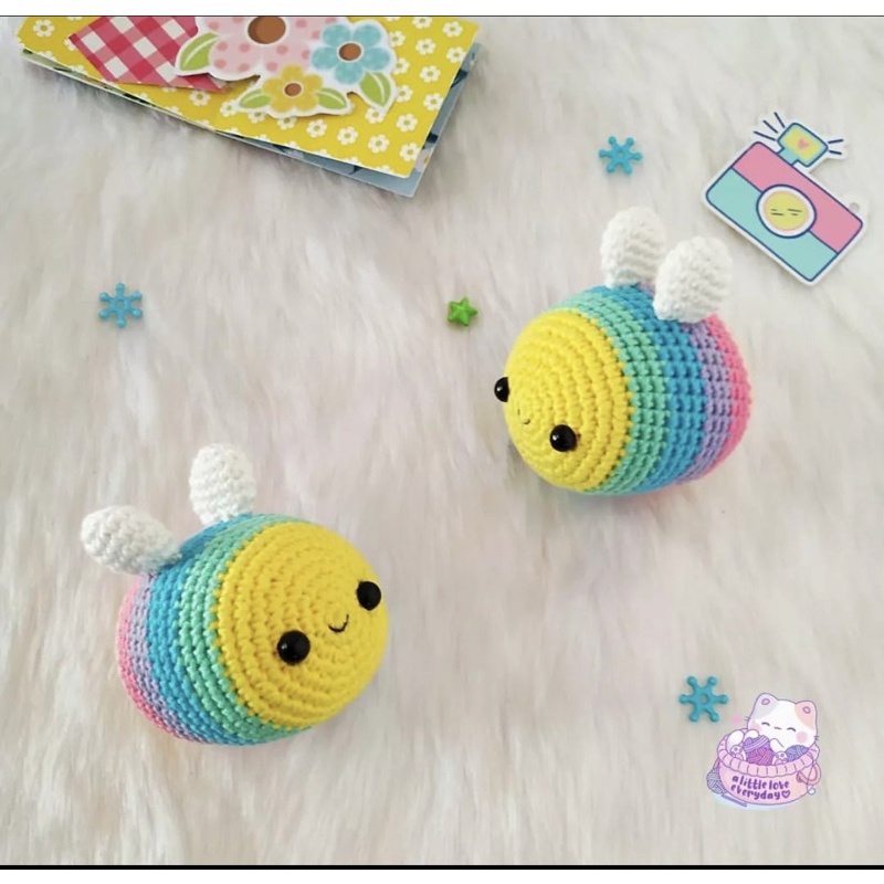 amigurumi boneka lebah rainbow
