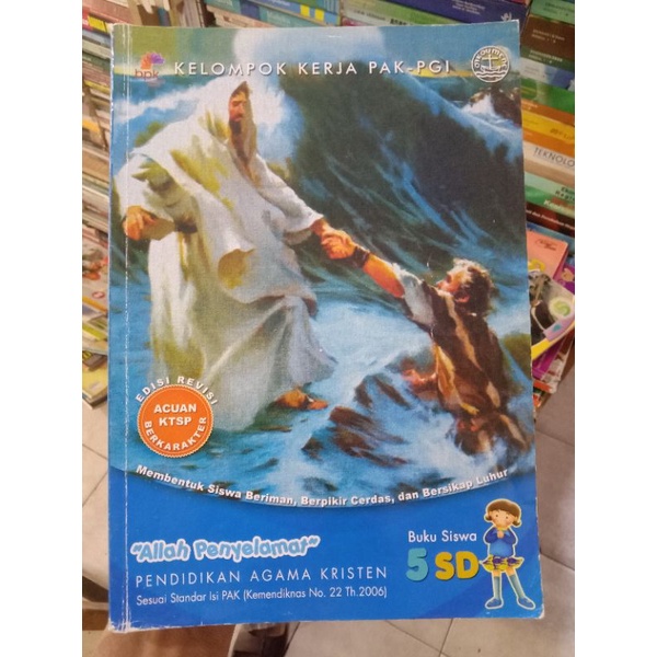 Buku Siswa Pendidikan Agama Kristen 5 SD.