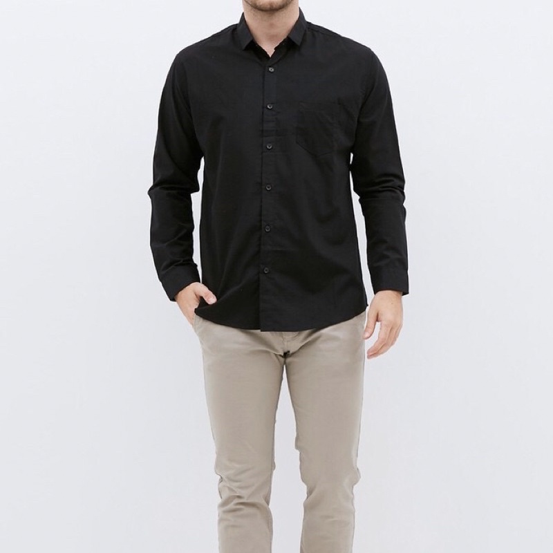 BAJU KEMEJA PRIA HITAM POLOS SLIMFIT MODERN LENGAN PANJANG ORIGINAL PREMIUM KERJA KANTOR CASUAL FORMAL KUALITAS TERBAIK