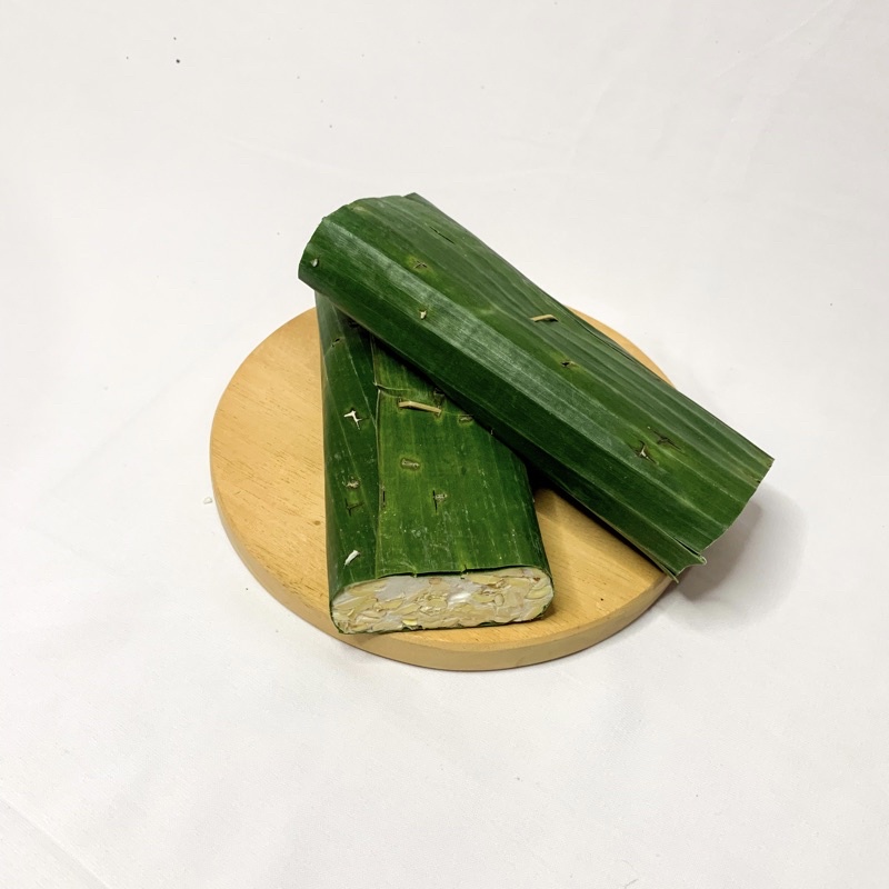 

Tempe papan bungkus daun pisang