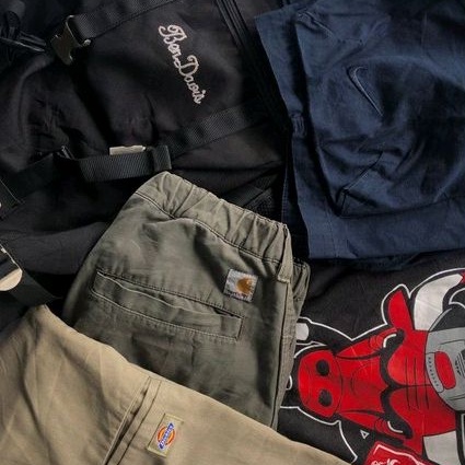 paket lengkap (tas ben davis, celana pendek dickies, nike, carhartt, kaos adidas X chicago bulls)