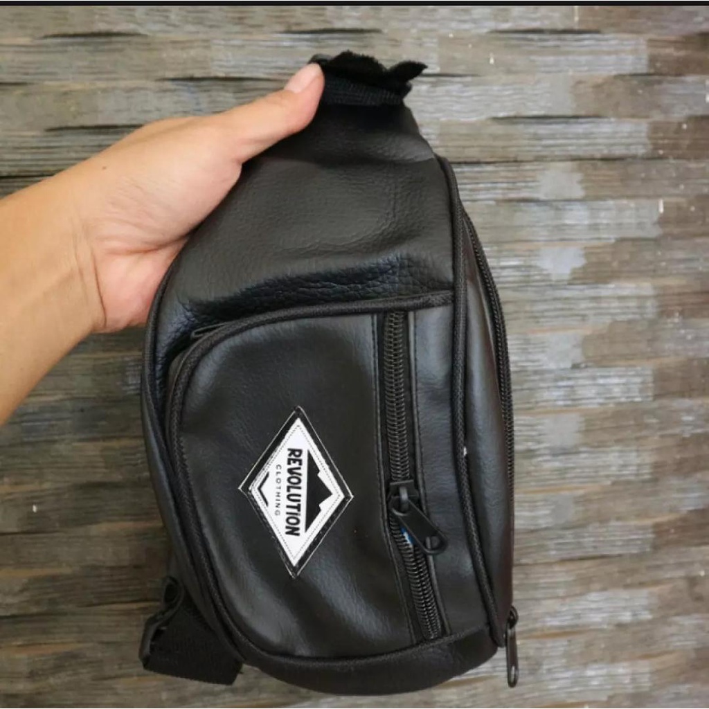 Waistbag Revolution Spon Anti Air ( HARGA GROSIR ) Tas Slempang - Tas Pinggang - Tas Pria - Tas Wanita - Tas Olahraga - Tas Murah - Tas Kulit - Tas Terlaris - Tas termurah - Tas Terbaru - Tas Anri Air