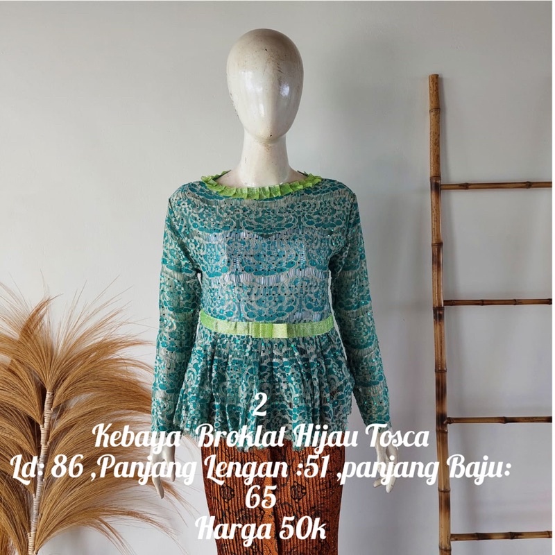 kebaya wisuda/kebaya broklat