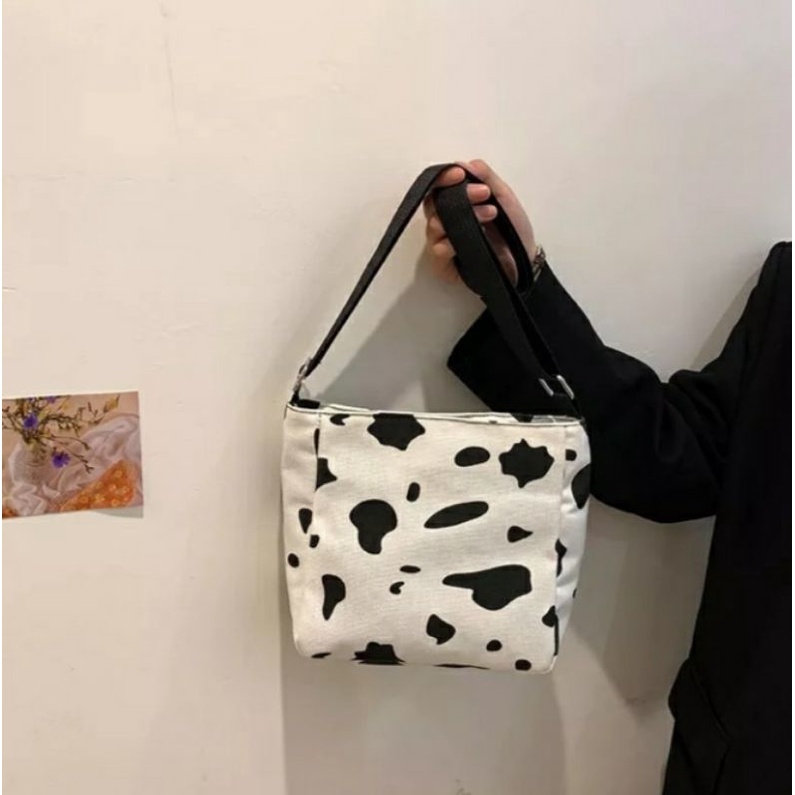 dem_sare / DS156 AMICOW Tas Selempang Wanita Tas Selempang Kanvas Mini Motif Cow Sling Bag Tas Selempang Mini