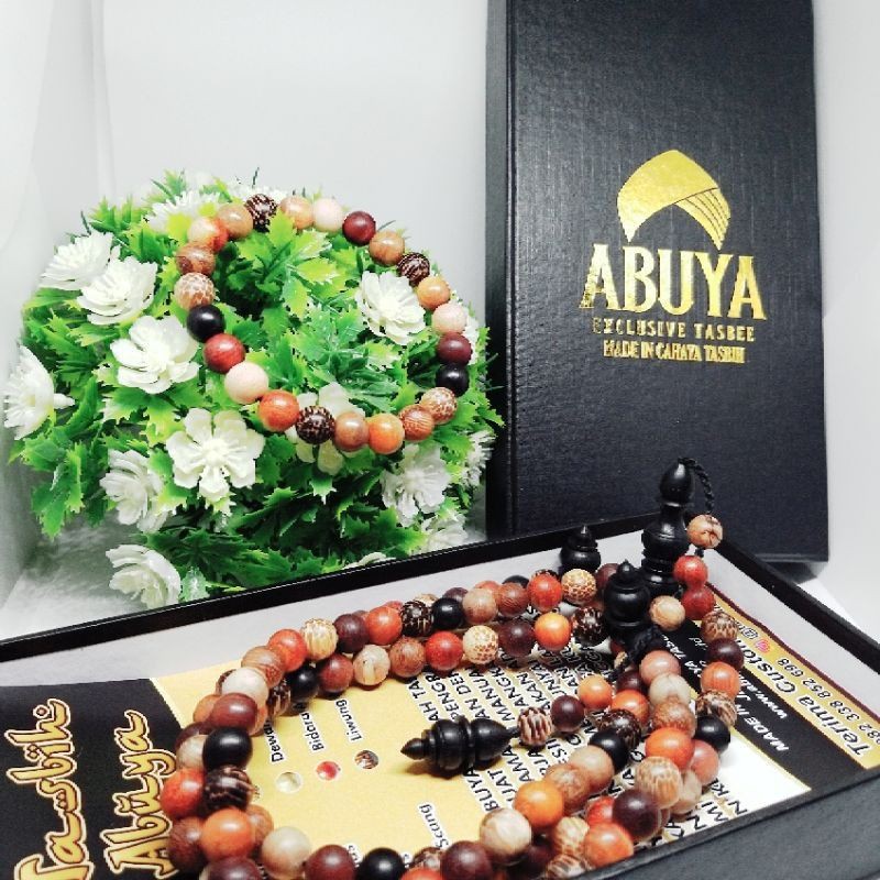 TASBIH ABUYA TERBUAT DARI 9 MACAM KAYU BERTUAH LANGKA KUNO