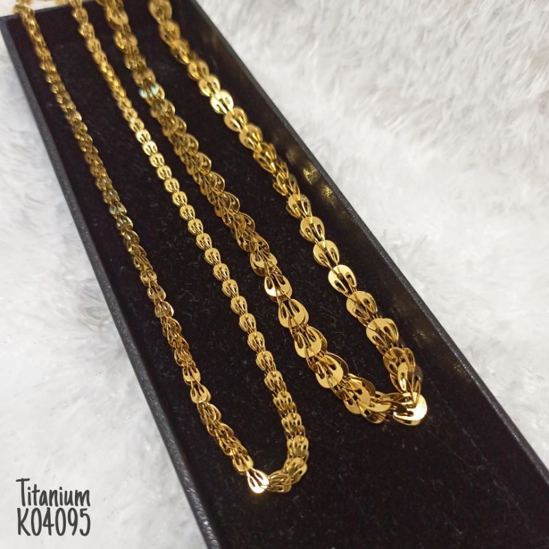 Kalung Titanium Rantai Ekor Merak 45cm Gold K04095