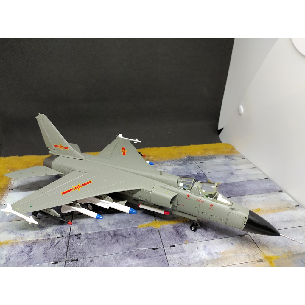 Diecast Pesawat Jet Tempur Bomber Xian JH-7 Flounder China Skala 72