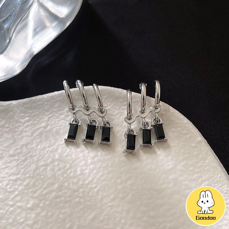 Anting Pejantan Zirkon Gelap Wanita Manis Keren Gaya Niche Design Personality Earrings -Doo