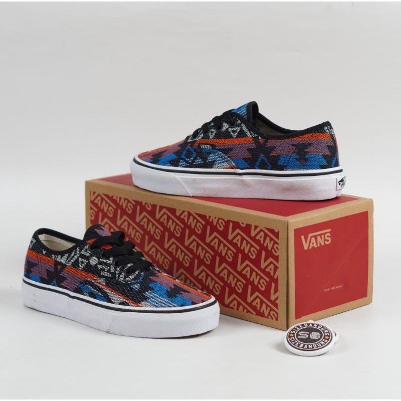 Sepatu Vans Authentic INKA