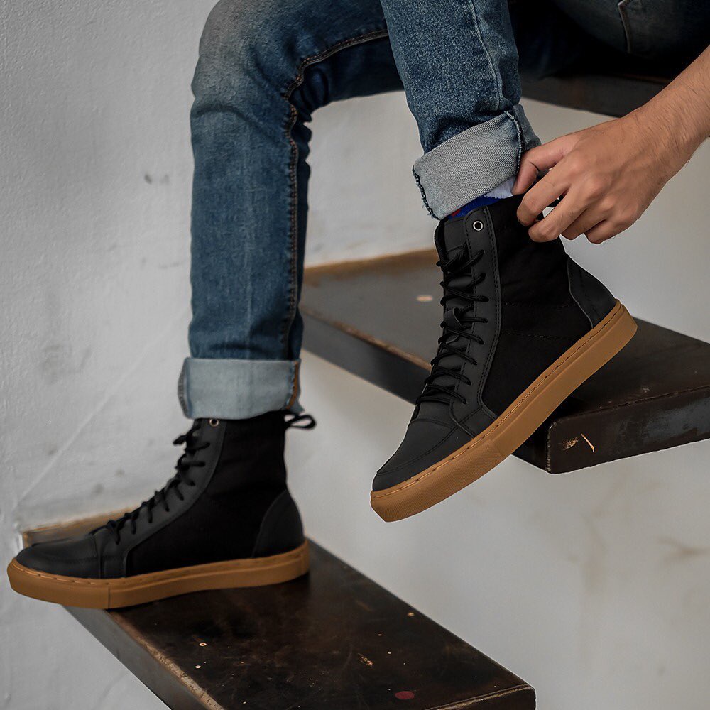 SENBERG BLACK |ManNeedMe x TRAGEN| Sepatu Boots Pria Casual ORIGINAL