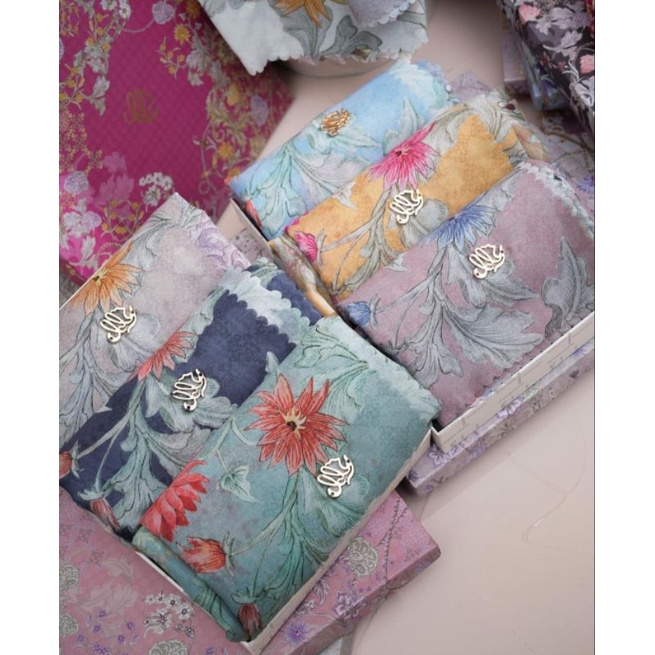 Esmee Scarf HL By Heaven Lights