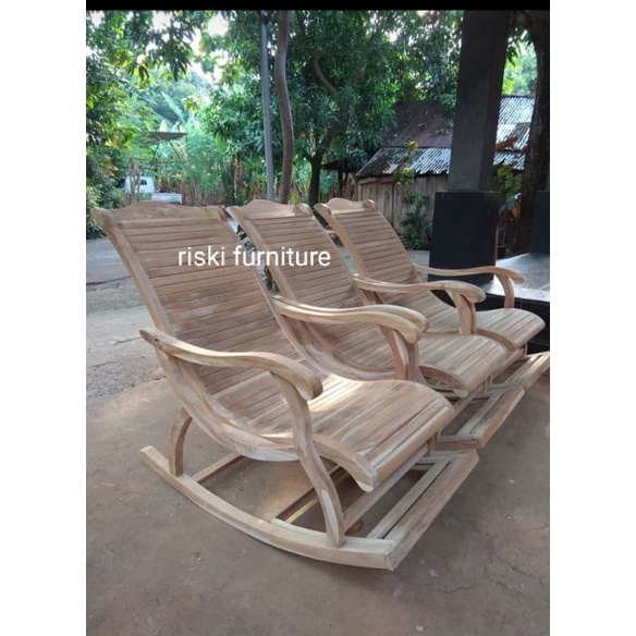 Kursi goyang kursi malas kursi santai kayu jati mentahan